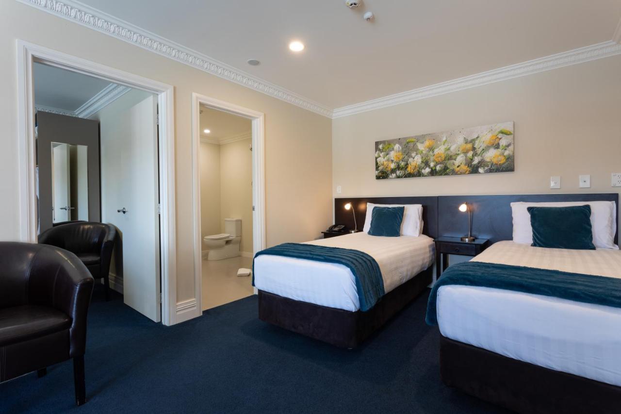 Tuakau Hotel Екстер'єр фото