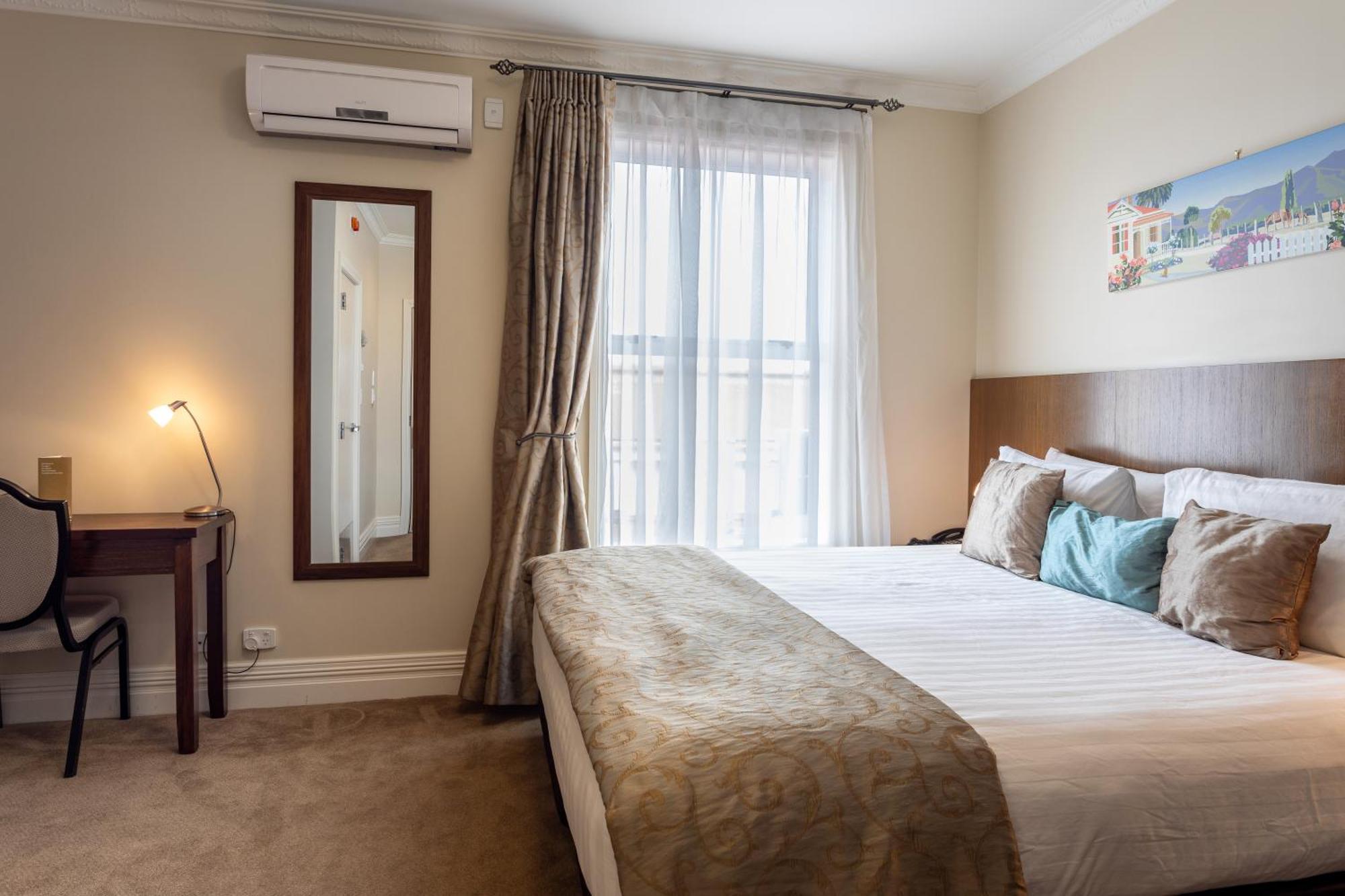 Tuakau Hotel Екстер'єр фото