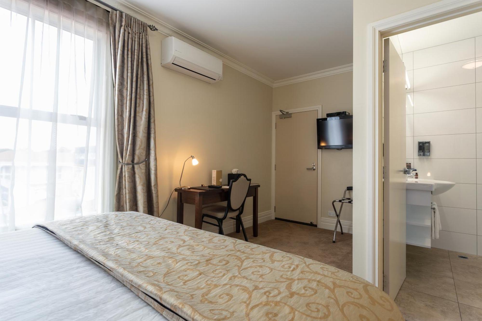 Tuakau Hotel Екстер'єр фото