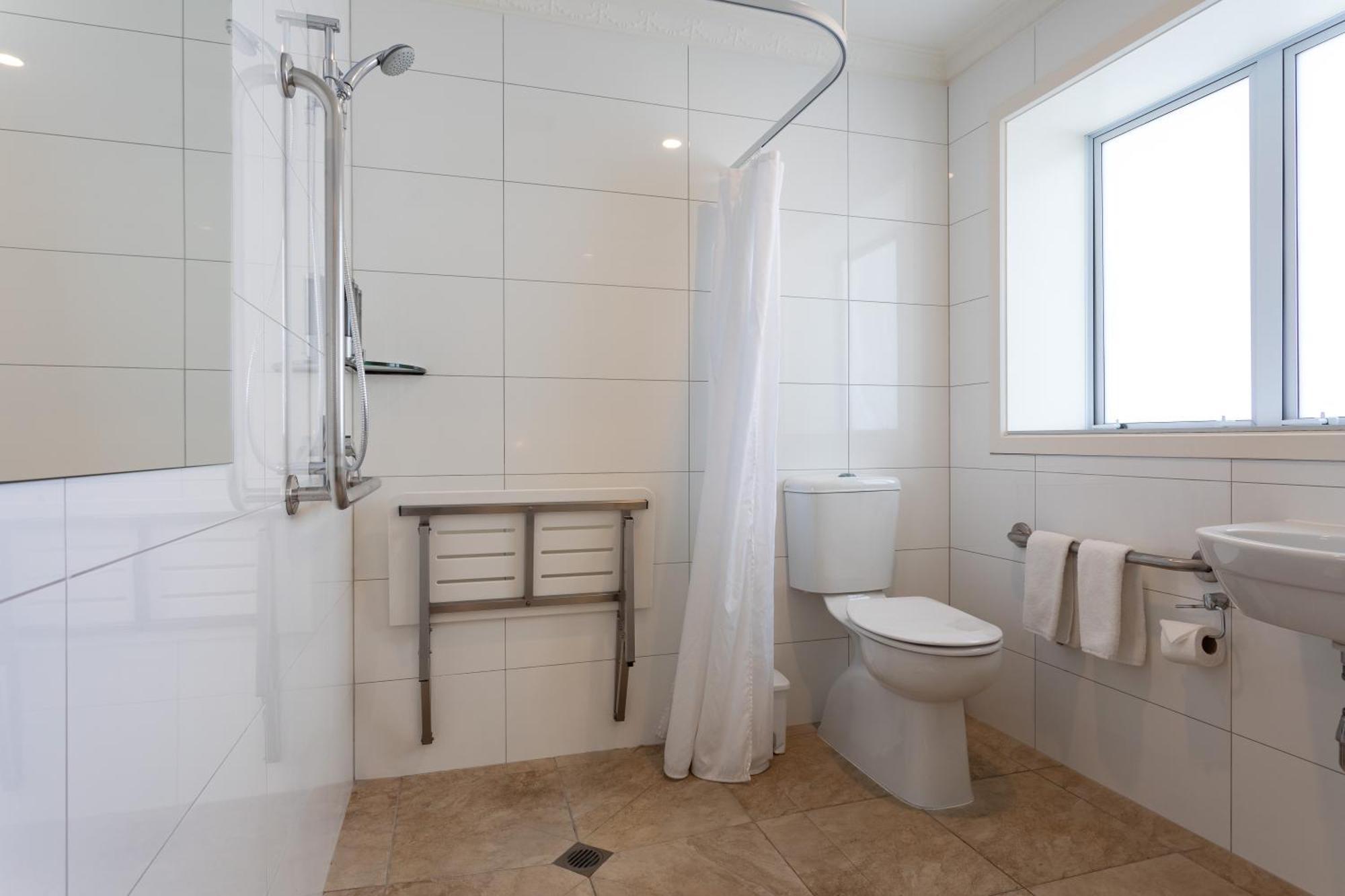 Tuakau Hotel Екстер'єр фото