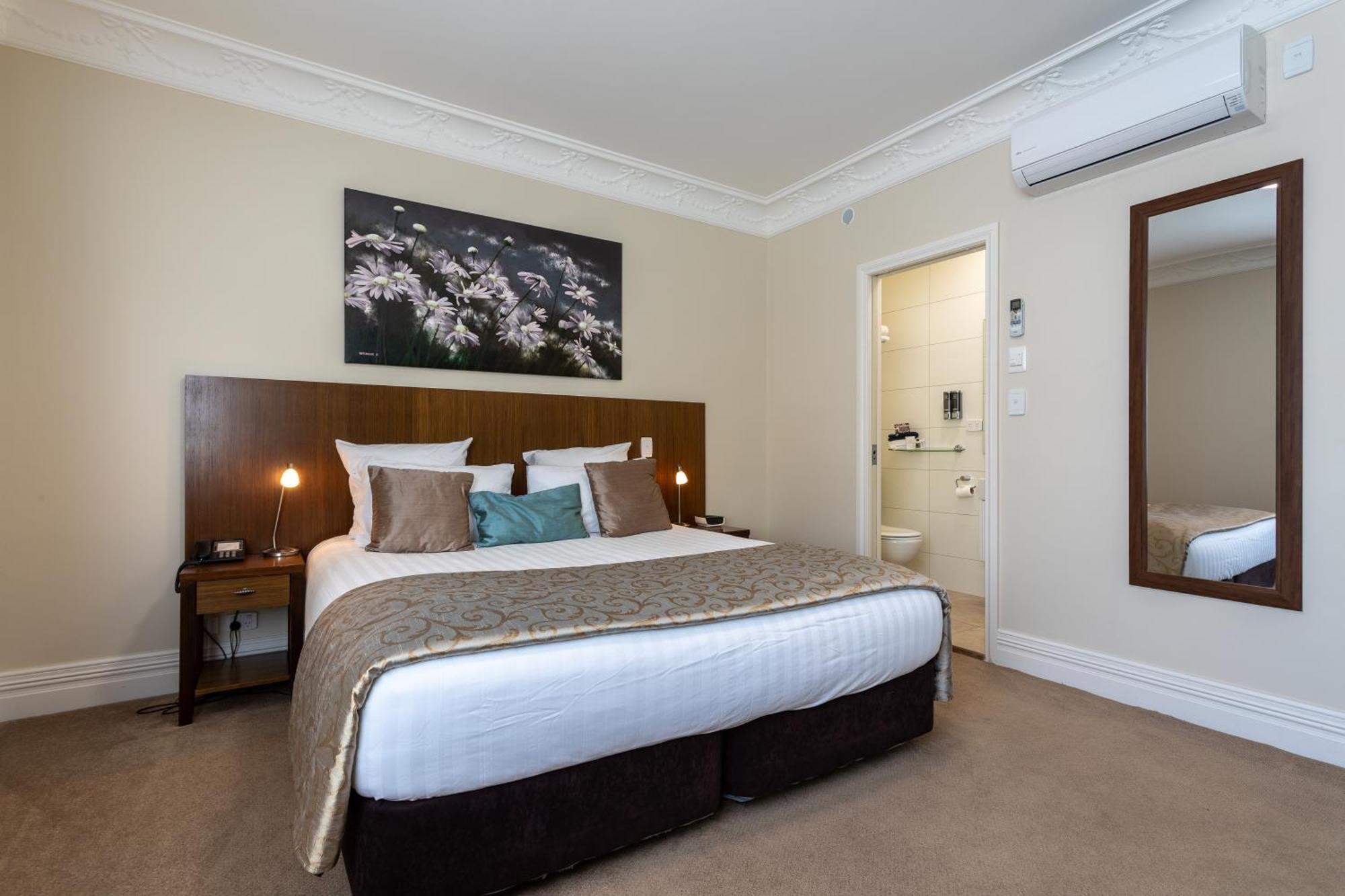 Tuakau Hotel Екстер'єр фото