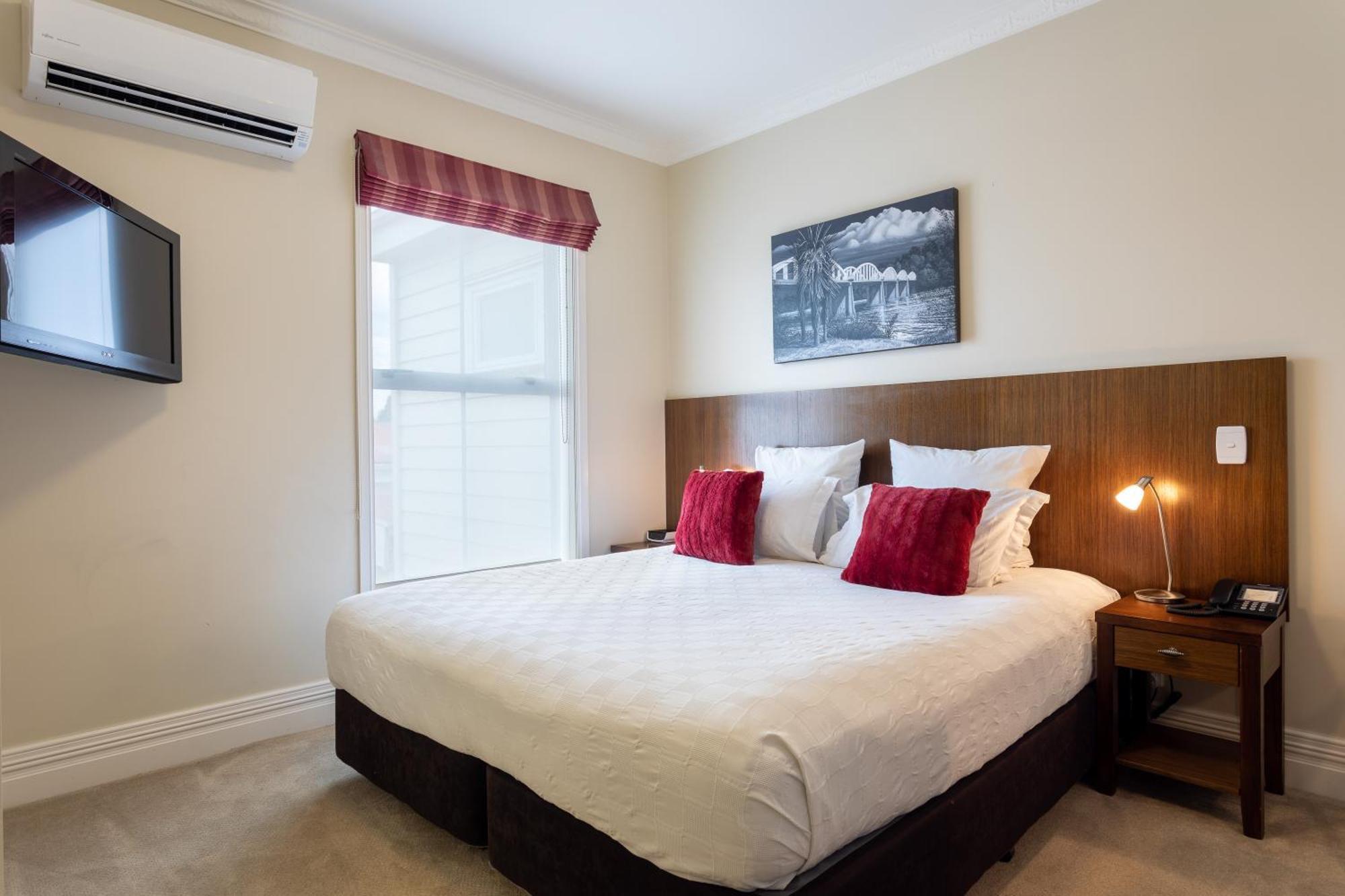 Tuakau Hotel Екстер'єр фото