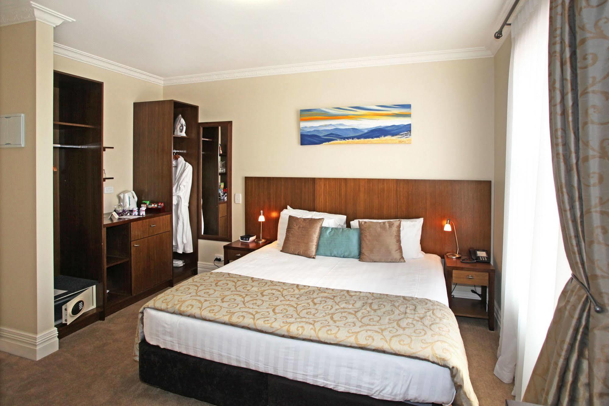 Tuakau Hotel Екстер'єр фото
